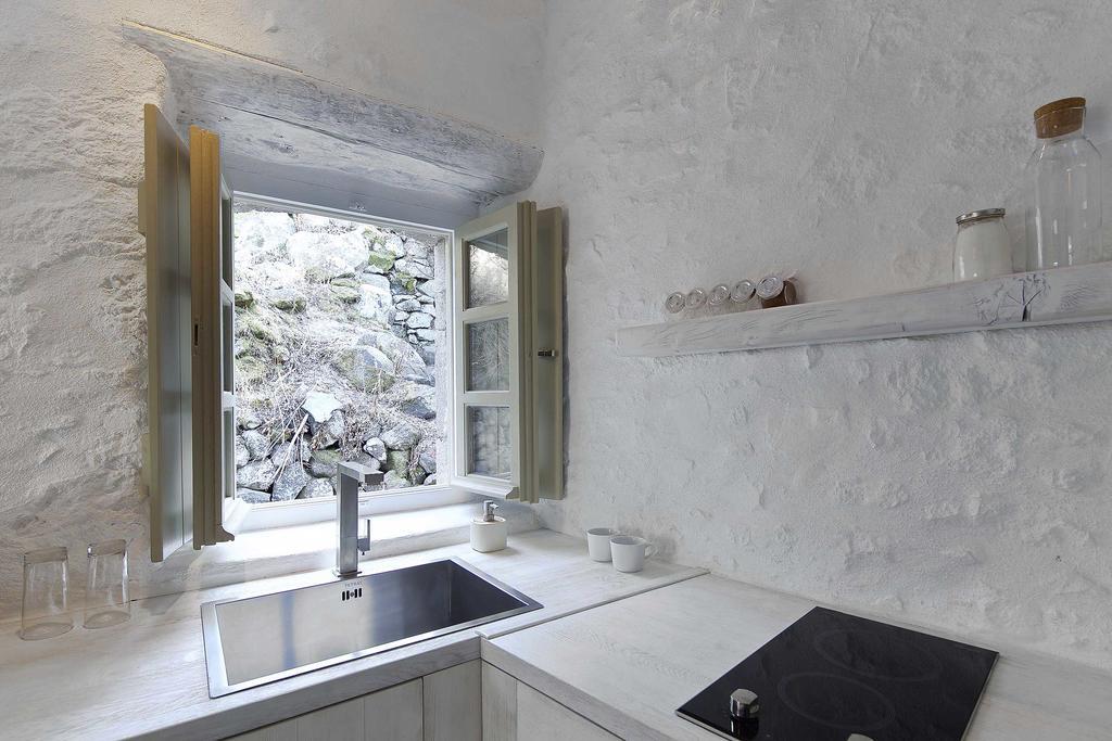 Melanopetra Boutique Apartments Emporeiós 部屋 写真