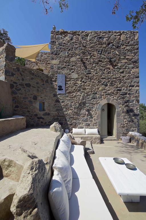 Melanopetra Boutique Apartments Emporeiós エクステリア 写真